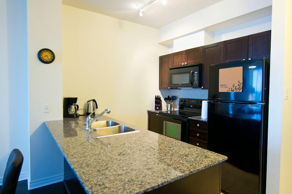 Maplewood Furnished Suites Mississauga Dış mekan fotoğraf