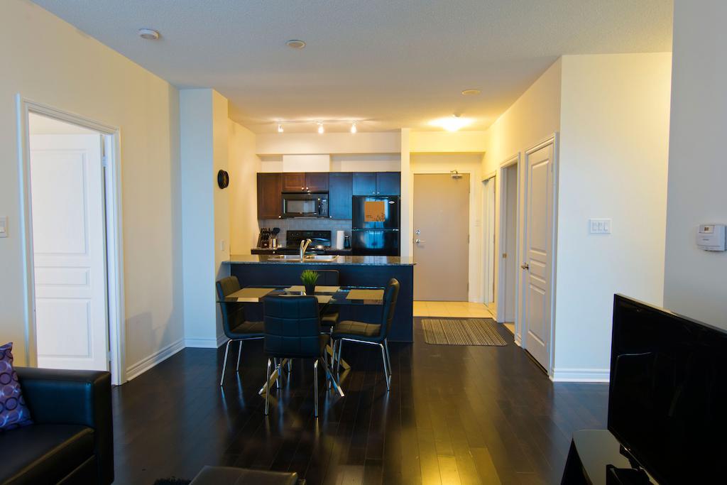 Maplewood Furnished Suites Mississauga Dış mekan fotoğraf