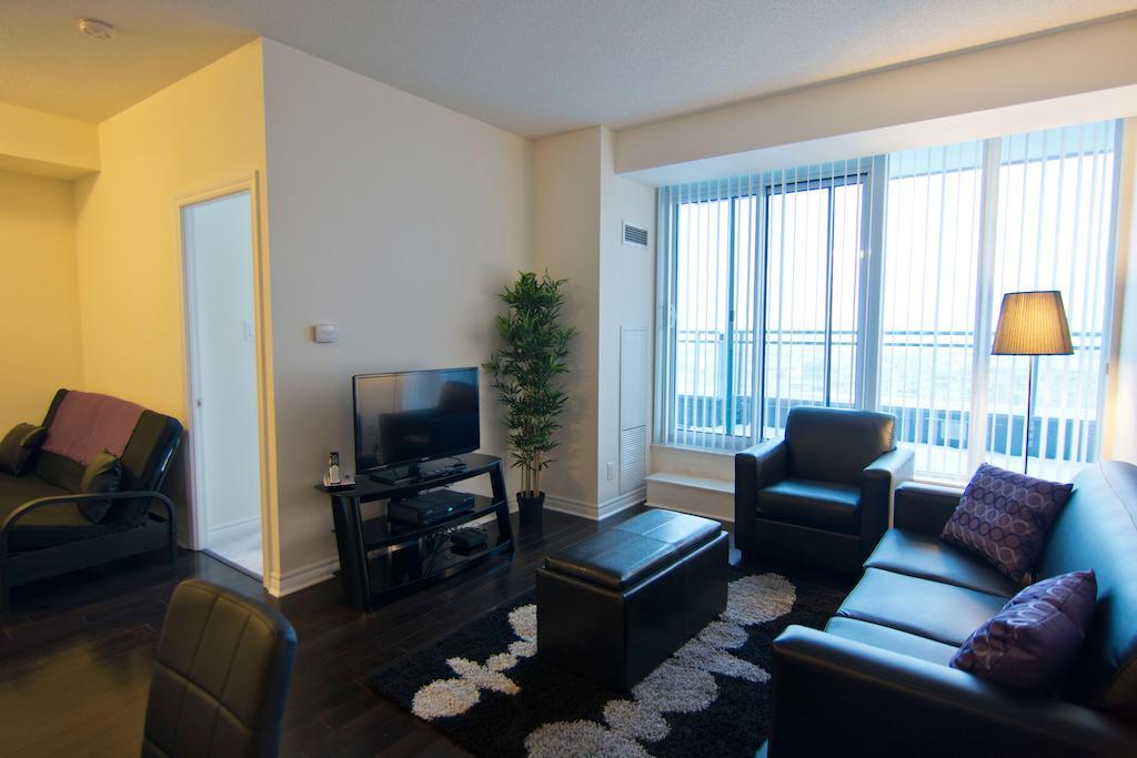 Maplewood Furnished Suites Mississauga Dış mekan fotoğraf