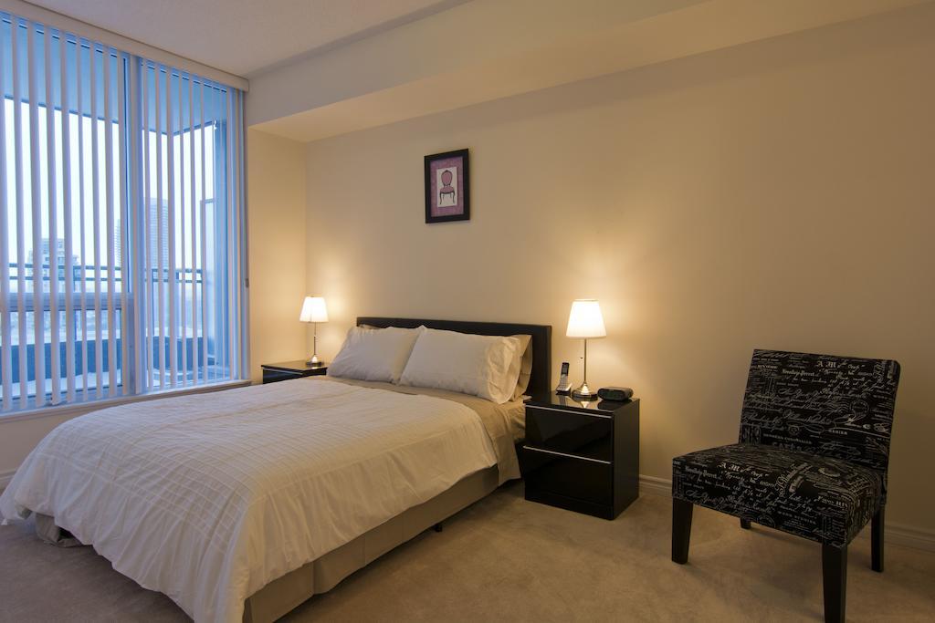 Maplewood Furnished Suites Mississauga Dış mekan fotoğraf
