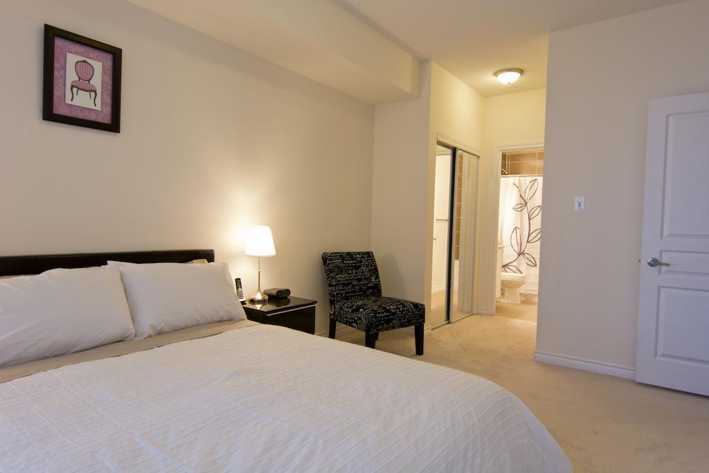 Maplewood Furnished Suites Mississauga Dış mekan fotoğraf